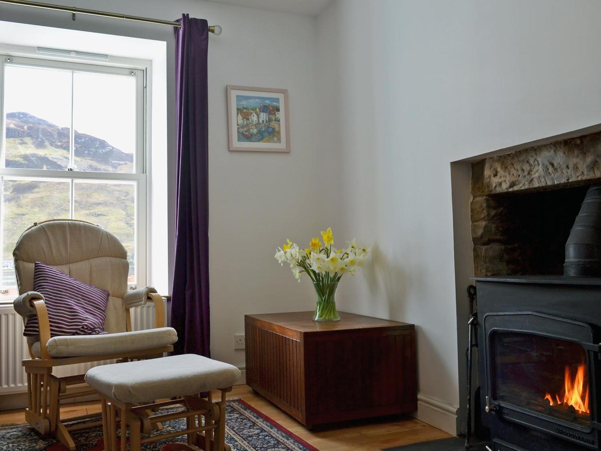 Loch Shore Cottage Дорни Екстериор снимка
